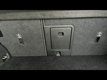 Photo 10 du bon plan VOLVO XC40 B3 163ch Plus DCT 7 occasion à 36990 €