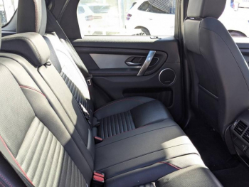 Photo 11 du bon plan LAND-ROVER Discovery Sport P300e R-Dynamic S AWD BVA occasion à 36990 €