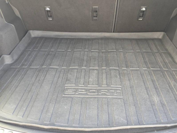 Photo 15 du bon plan LAND-ROVER Discovery Sport P300e R-Dynamic S AWD BVA occasion à 36990 €