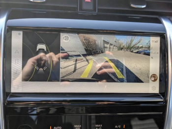 Photo 26 du bon plan LAND-ROVER Discovery Sport P300e R-Dynamic S AWD BVA occasion à 36990 €