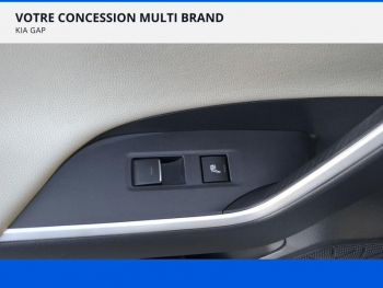 Photo 15 du bon plan TOYOTA RAV4 2.5 Hybride 222ch Lounge AWD-i MY23 occasion à 41990 €