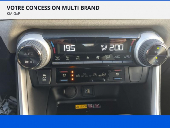 Photo 29 du bon plan TOYOTA RAV4 2.5 Hybride 222ch Lounge AWD-i MY23 occasion à 41990 €