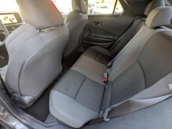 Photo 5 du bon plan TOYOTA C-HR 2.0 Hybride 200ch Design NG23 occasion à 29990 €