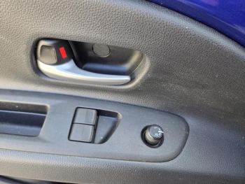 Photo 16 du bon plan TOYOTA Aygo X 1.0 VVT-i 72ch Dynamic MY23 occasion à 13890 €