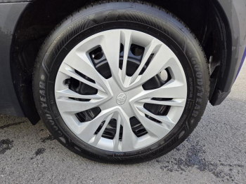 Photo 18 du bon plan TOYOTA Aygo X 1.0 VVT-i 72ch Dynamic MY23 occasion à 13890 €