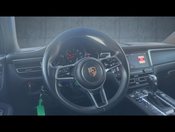 Photo 13 du bon plan PORSCHE Macan 2.0 245ch PDK occasion à 41990 €
