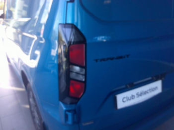 Photo 5 du bon plan FORD Transit Custom Fg VUL 320 L1H1 2.5 Duratec 232ch Hybride rechargeable Limited CVT occasion à 39901 €