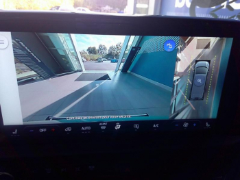 Photo 8 du bon plan FORD Transit Custom Fg VUL 320 L1H1 2.5 Duratec 232ch Hybride rechargeable Limited CVT occasion à 39901 €