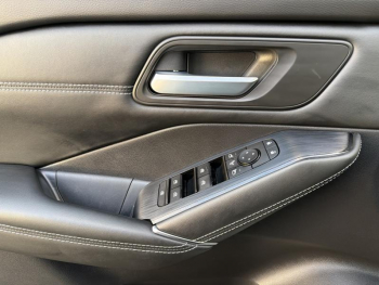 Photo 18 du bon plan NISSAN Qashqai 1.3 Mild Hybrid 158ch Tekna Xtronic 2022 occasion à 23900 €