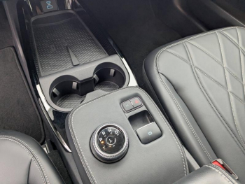 Photo 14 du bon plan FORD Mustang Mach-E 269ch Standard Range 76kWh 7cv occasion à 35000 €