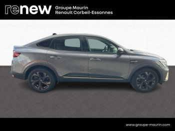 Photo 4 du bon plan RENAULT Arkana 1.6 E-Tech hybride 145ch Engineered -22 occasion à 21979 €