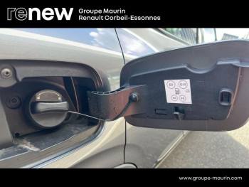 Photo 13 du bon plan RENAULT Arkana 1.6 E-Tech hybride 145ch Engineered -22 occasion à 21979 €