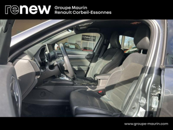 Photo 17 du bon plan RENAULT Arkana 1.6 E-Tech hybride 145ch Engineered -22 occasion à 21979 €