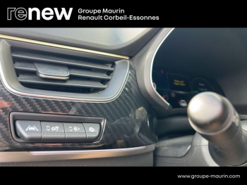 Photo 19 du bon plan RENAULT Arkana 1.6 E-Tech hybride 145ch Engineered -22 occasion à 21979 €