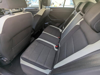 Photo 5 du bon plan VOLKSWAGEN T-Roc 1.5 TSI EVO 150ch Carat Euro6d-T occasion à 19990 €