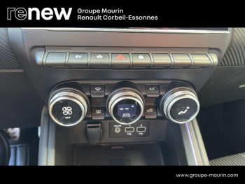 Photo 19 du bon plan RENAULT Clio 1.6 E-Tech hybride 145ch Engineered occasion à 17879 €