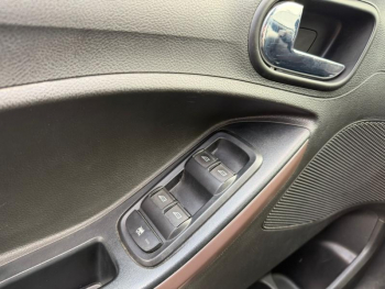 Photo 9 du bon plan FORD Ka+ Active 1.2 Ti-VCT 85ch S&S occasion à 8900 €