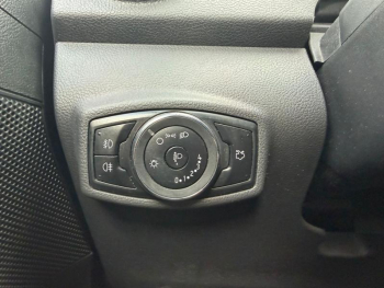 Photo 10 du bon plan FORD Ka+ Active 1.2 Ti-VCT 85ch S&S occasion à 8900 €