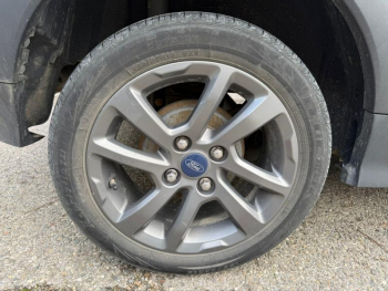 Photo 24 du bon plan FORD Ka+ Active 1.2 Ti-VCT 85ch S&S occasion à 8900 €