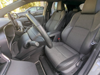 Photo 3 du bon plan TOYOTA Corolla 122h Design occasion à 18990 €