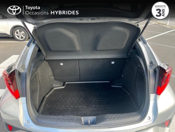 Photo 10 du bon plan TOYOTA C-HR 1.8 Hybride 122ch Collection E-CVT Alcantara occasion à 25990 €