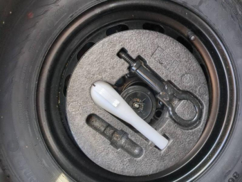 Photo 11 du bon plan FORD Fiesta 1.0 EcoBoost 95ch Titanium 5p occasion à 11990 €