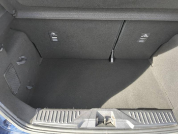 Photo 12 du bon plan FORD Fiesta 1.0 EcoBoost 95ch Titanium 5p occasion à 11990 €