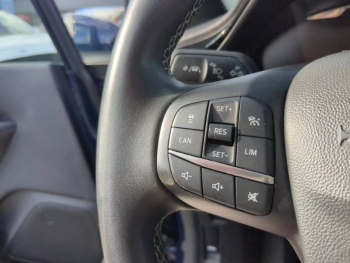 Photo 19 du bon plan FORD Fiesta 1.0 EcoBoost 95ch Titanium 5p occasion à 11990 €