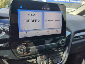 Photo 24 du bon plan FORD Fiesta 1.0 EcoBoost 95ch Titanium 5p occasion à 11990 €