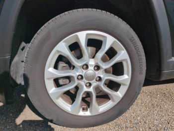 Photo 9 du bon plan JEEP Compass 1.3 GSE T4 150ch Limited 4x2 BVR6 occasion à 18490 €