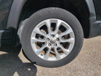 Photo 11 du bon plan JEEP Compass 1.3 GSE T4 150ch Limited 4x2 BVR6 occasion à 18490 €