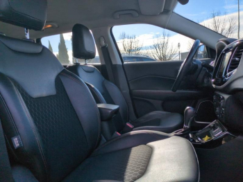 Photo 14 du bon plan JEEP Compass 1.3 GSE T4 150ch Limited 4x2 BVR6 occasion à 18490 €