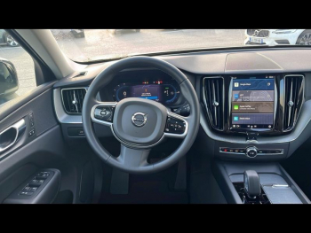 Photo 4 du bon plan VOLVO XC60 T6 Hybride Rechargeable 253 + 145ch Plus Style Chrome Geartronic 8 AWD occasion à 51990 €