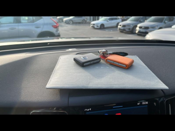 Photo 28 du bon plan VOLVO XC60 T6 Hybride Rechargeable 253 + 145ch Plus Style Chrome Geartronic 8 AWD occasion à 51990 €