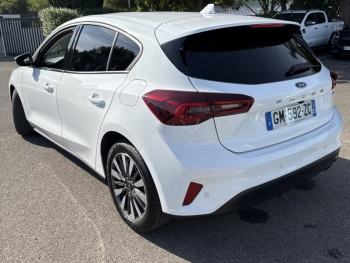 Photo 5 du bon plan FORD Focus 1.0 Flexifuel mHEV 125ch Titanium Style occasion à 18900 €