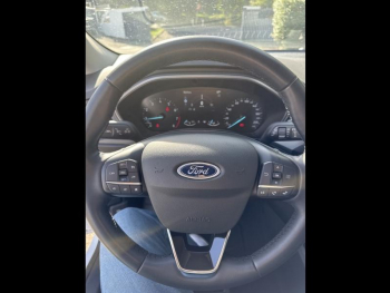 Photo 12 du bon plan FORD Focus 1.0 Flexifuel mHEV 125ch Titanium Style occasion à 18900 €