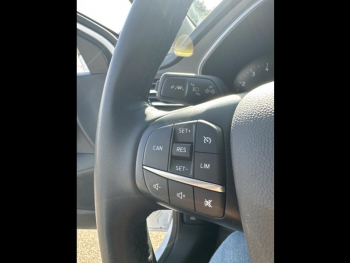 Photo 14 du bon plan FORD Focus 1.0 Flexifuel mHEV 125ch Titanium Style occasion à 18900 €