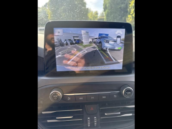 Photo 16 du bon plan FORD Focus 1.0 Flexifuel mHEV 125ch Titanium Style occasion à 18900 €