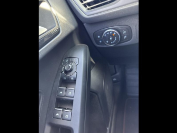 Photo 18 du bon plan FORD Focus 1.0 Flexifuel mHEV 125ch ST-Line X occasion à 23990 €