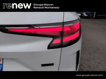 Photo 18 du bon plan RENAULT Espace 1.2 E-Tech full hybrid 200ch Iconic 5 places - 25 occasion à 47900 €