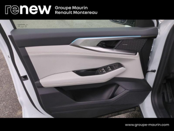 Photo 25 du bon plan RENAULT Espace 1.2 E-Tech full hybrid 200ch Iconic 5 places - 25 occasion à 47900 €