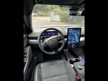 Photo 10 du bon plan FORD Mustang Mach-E Extended Range 99kWh 487ch AWD GT occasion à 49885 €