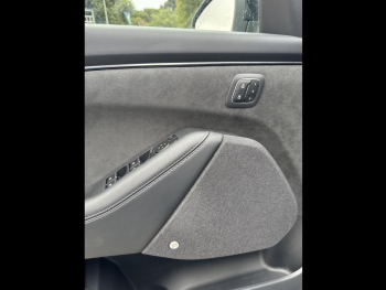 Photo 12 du bon plan FORD Mustang Mach-E Extended Range 99kWh 487ch AWD GT occasion à 49885 €