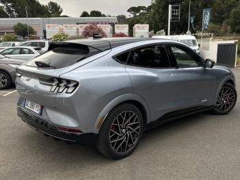 Photo 20 du bon plan FORD Mustang Mach-E Extended Range 99kWh 487ch AWD GT occasion à 49885 €