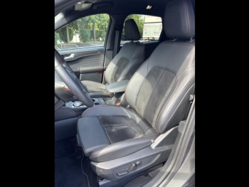 Photo 13 du bon plan FORD Kuga 2.5 Duratec 180ch Hybrid FlexiFuel ST-Line X Powershift occasion à 34900 €