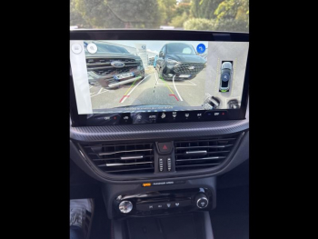 Photo 17 du bon plan FORD Kuga 2.5 Duratec 180ch Hybrid FlexiFuel ST-Line X Powershift occasion à 34900 €