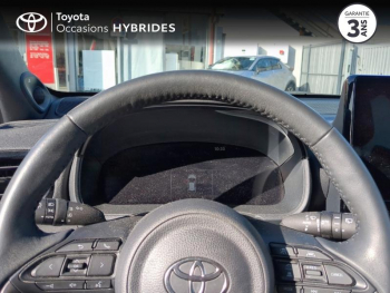 Photo 13 du bon plan TOYOTA Yaris 130h PremiÃ¨re 5p MC24 occasion à 25390 €