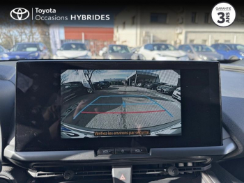 Photo 15 du bon plan TOYOTA C-HR 2.0 Hybride Rechargeable 225ch Design Pack Confort occasion à 38990 €