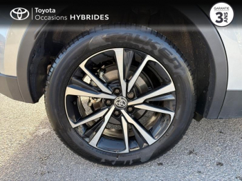 Photo 16 du bon plan TOYOTA C-HR 2.0 Hybride Rechargeable 225ch Design Pack Confort occasion à 38990 €