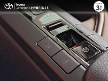 Photo 22 du bon plan TOYOTA C-HR 2.0 Hybride Rechargeable 225ch Design Pack Confort occasion à 38990 €
